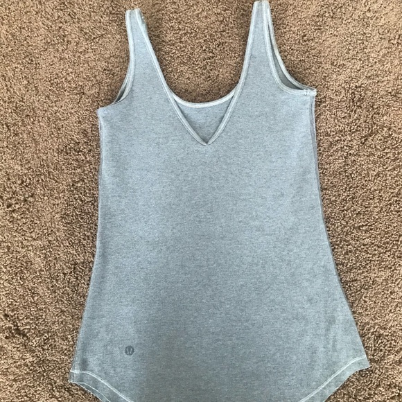 Lulu Lemon Grey Tank - Size 4 - Picture 2 of 2